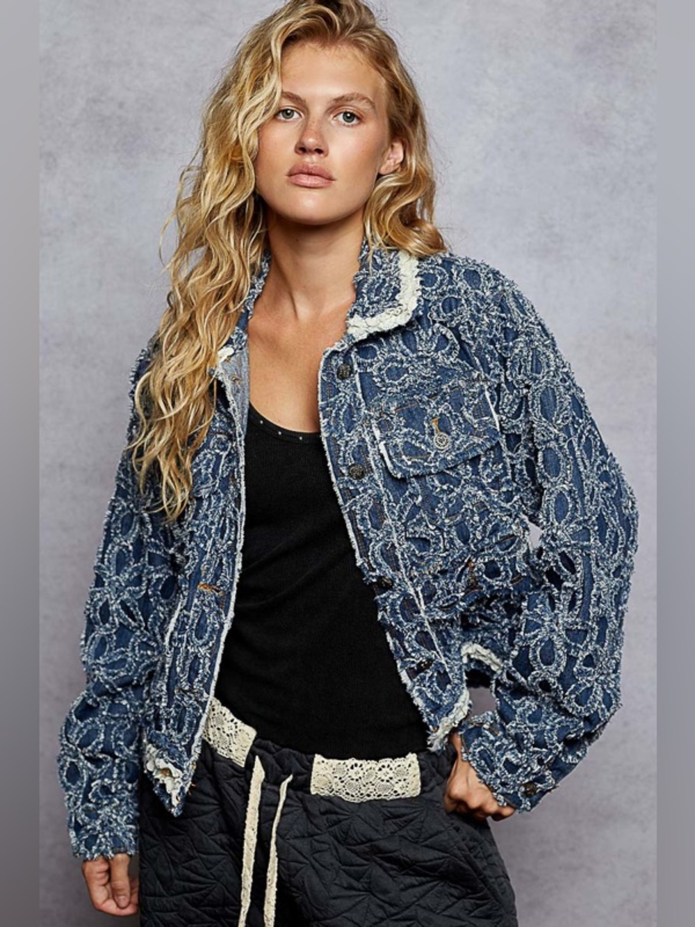 NEW POL Floral Textured Denim Jacket Dark Blue Boho Cotton Size Medium